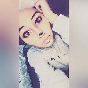 Meet your Posher, Wyn